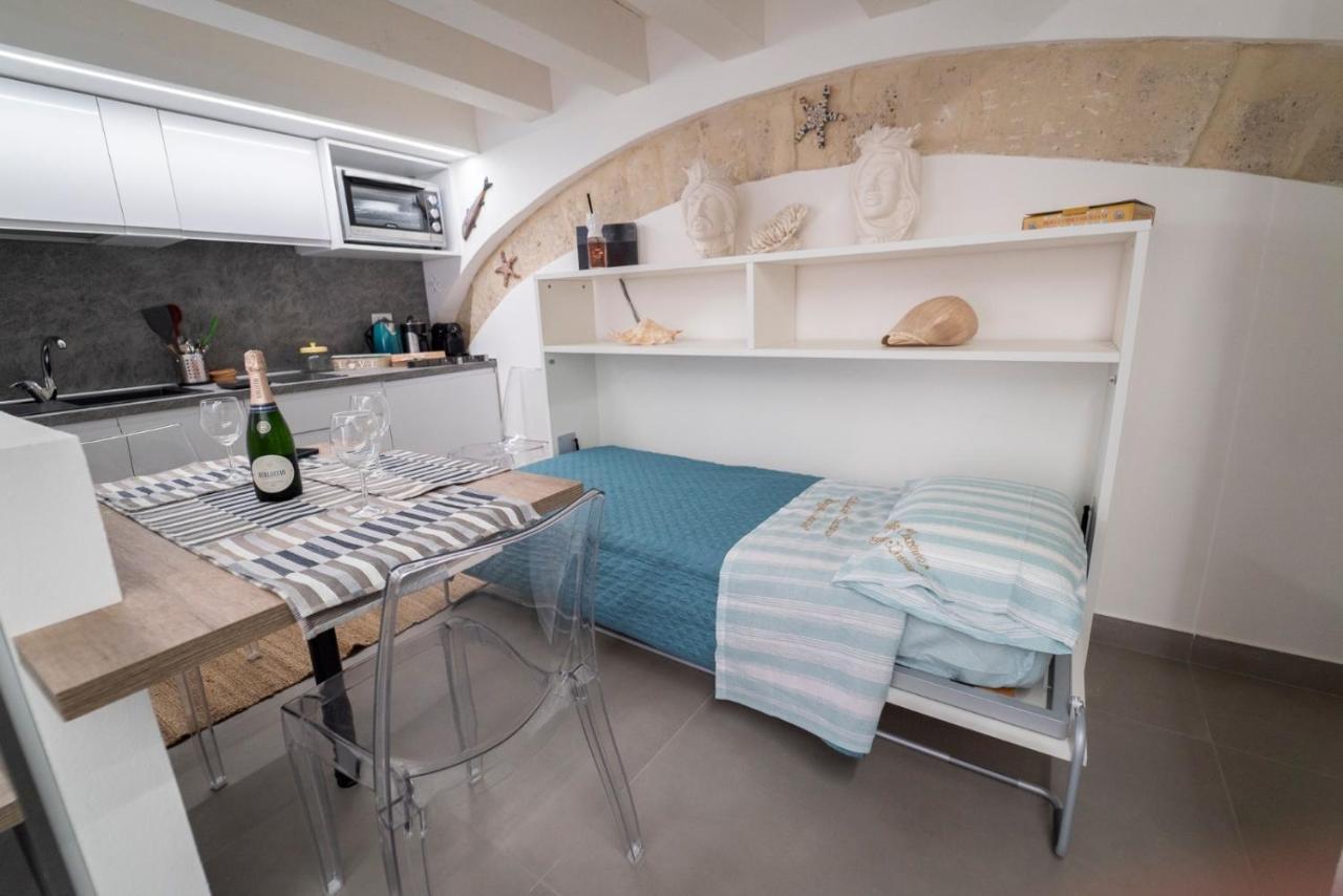 Ortigia Charme Piazza Duomo Apartment *